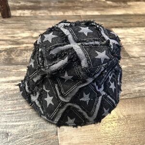 Star Patterned Black and Gray Bucket Hat